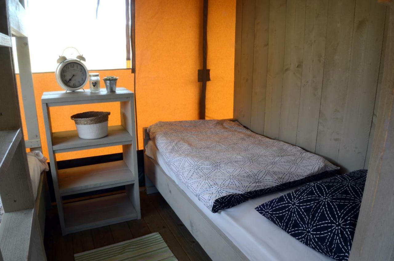 Grande Glamping With Pool Hotel บีโอกราดนาโมรู ภายนอก รูปภาพ